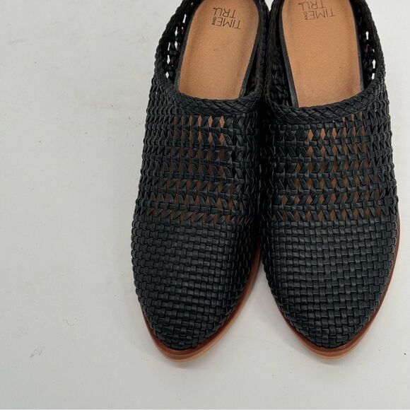 Time and Tru Women Off-White Woven Heeled Chunky Heel Mules Size 8 - Picture 2 of 5